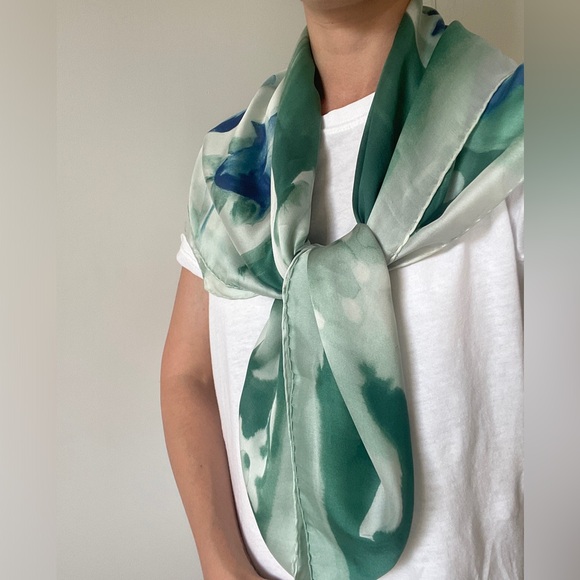 Romeo Gigli Vintage Silk Scarf - Picture 3 of 9